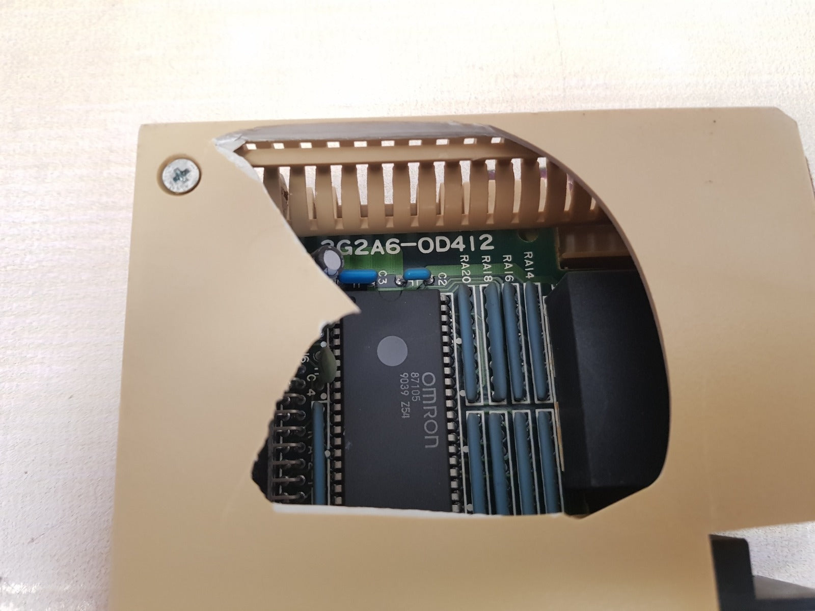 Omron c500-od412 3g2a5-od412 output unit 24vdc