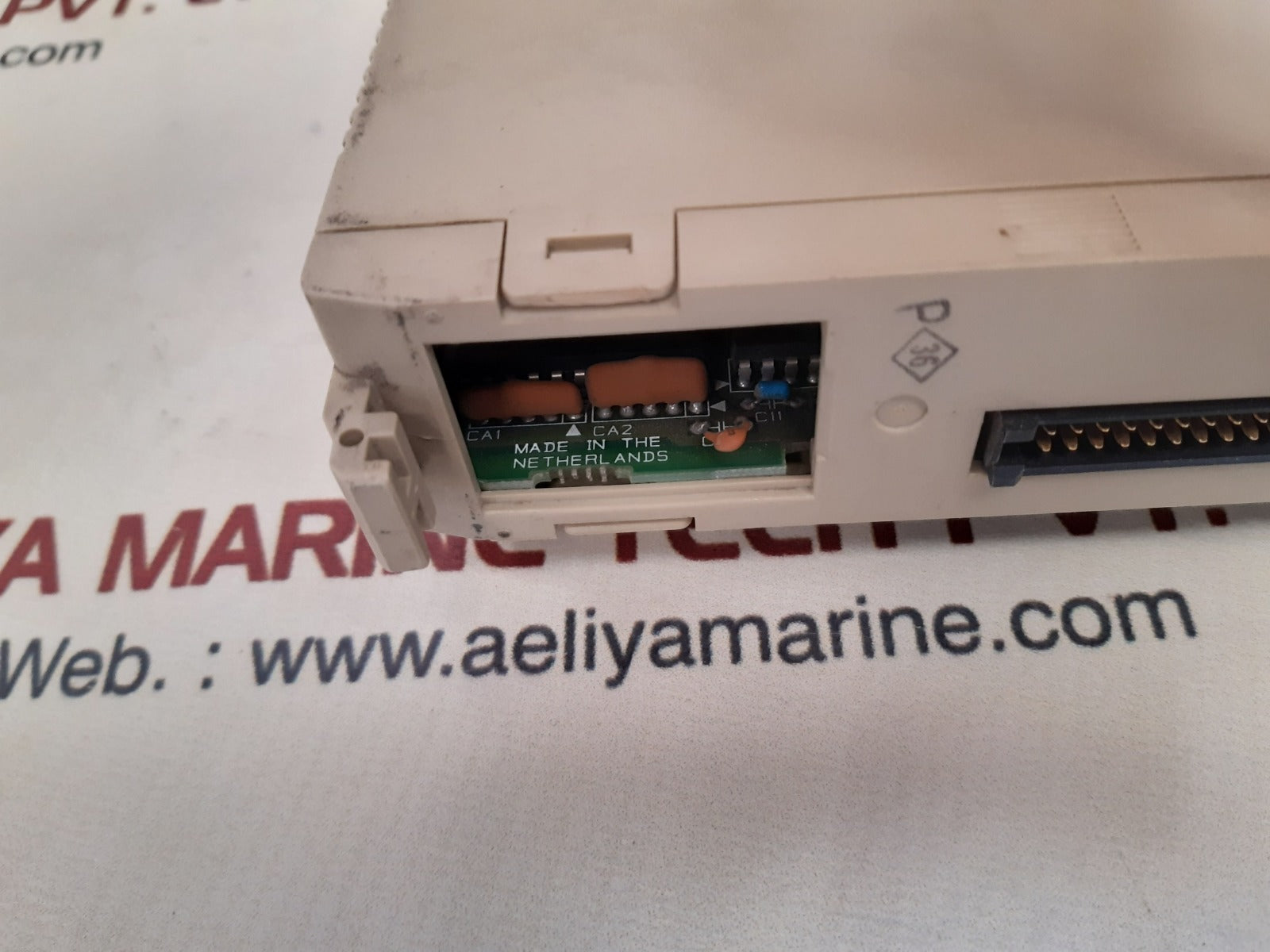 Omron c200h-oc226n output unit