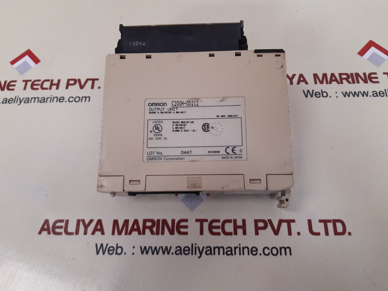 Omron c200h-od212 plc output unit 24vdc