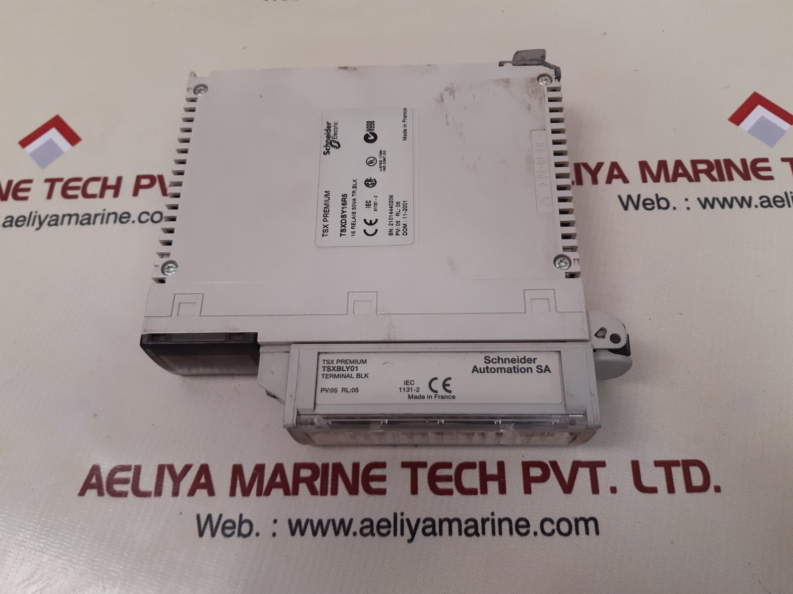 Schneider electric tsx dsy16r5 output module