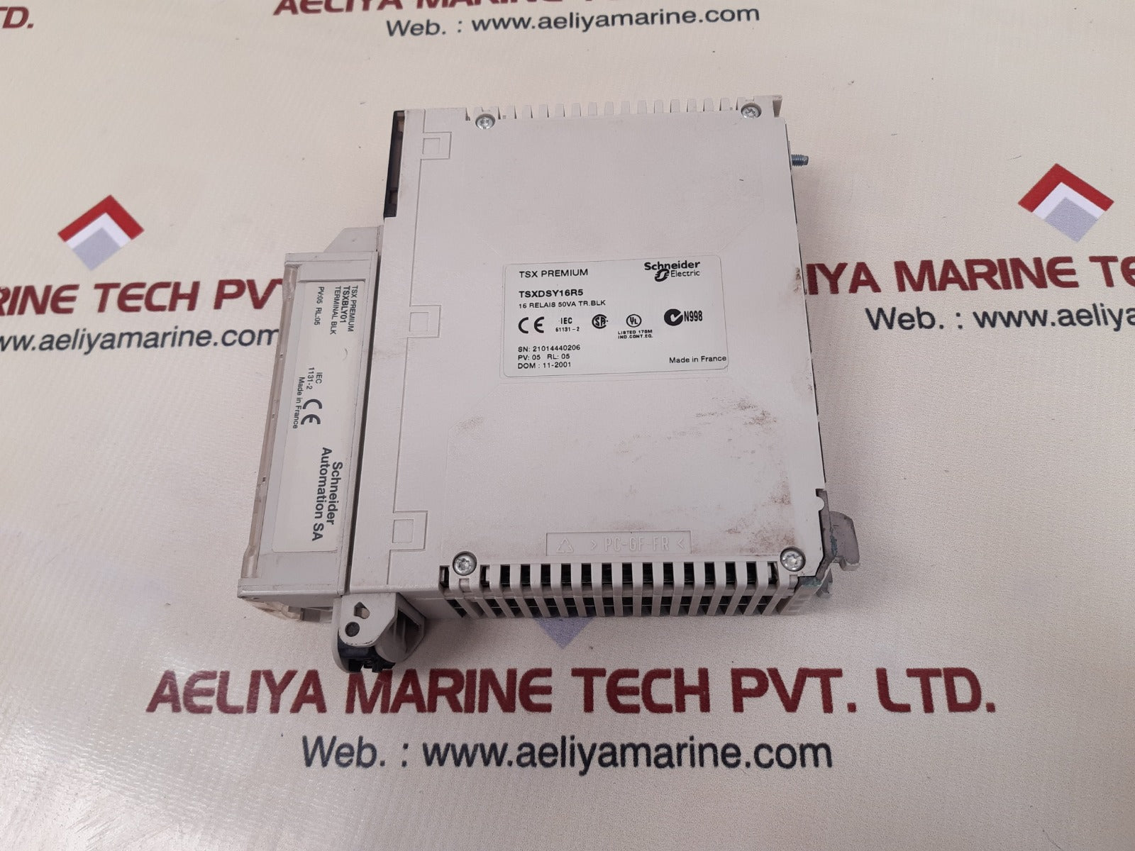 Schneider electric tsx dsy16r5 output module