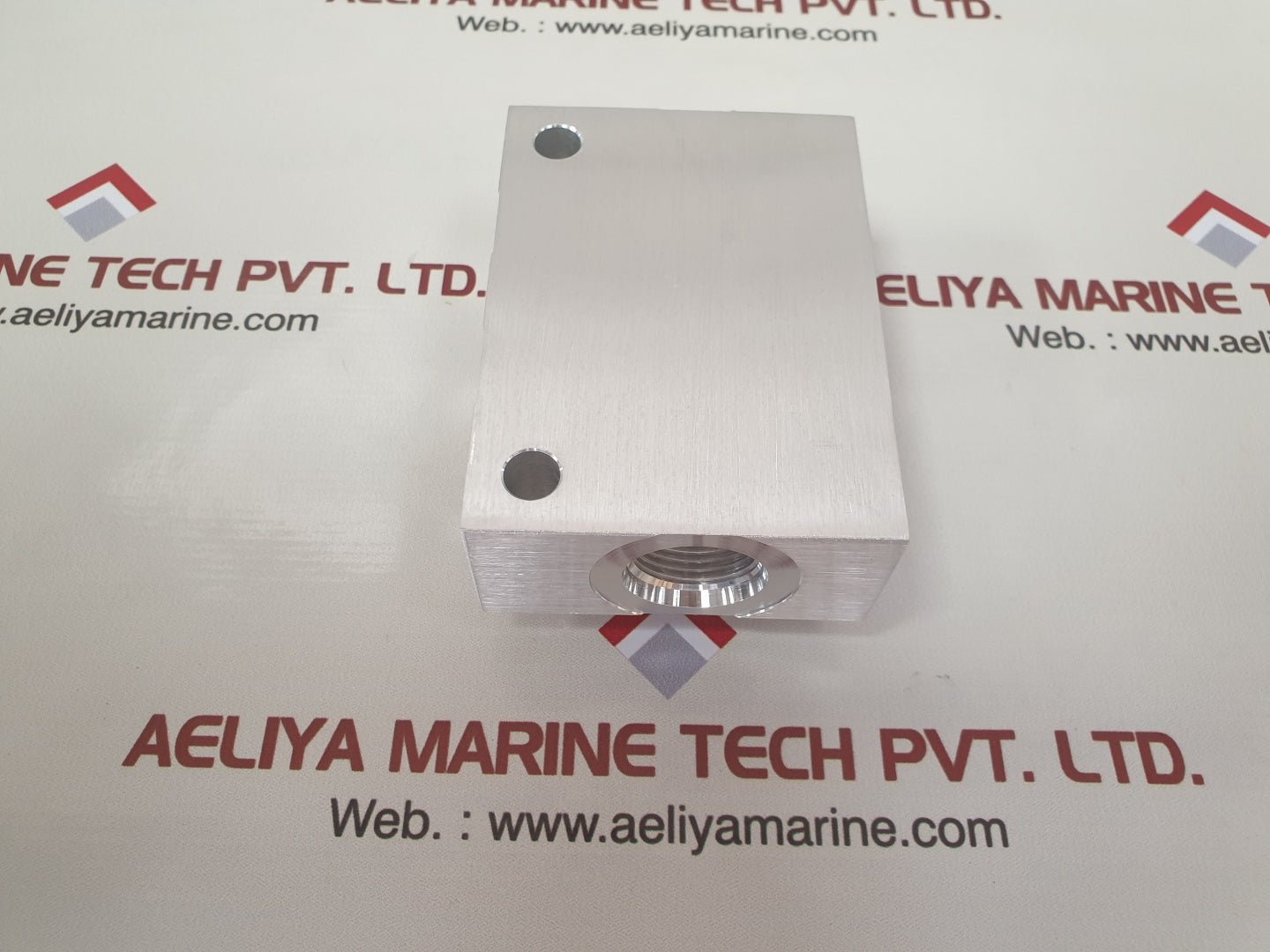 Sun hydraulics yal 0j96-ab hydraulic valve