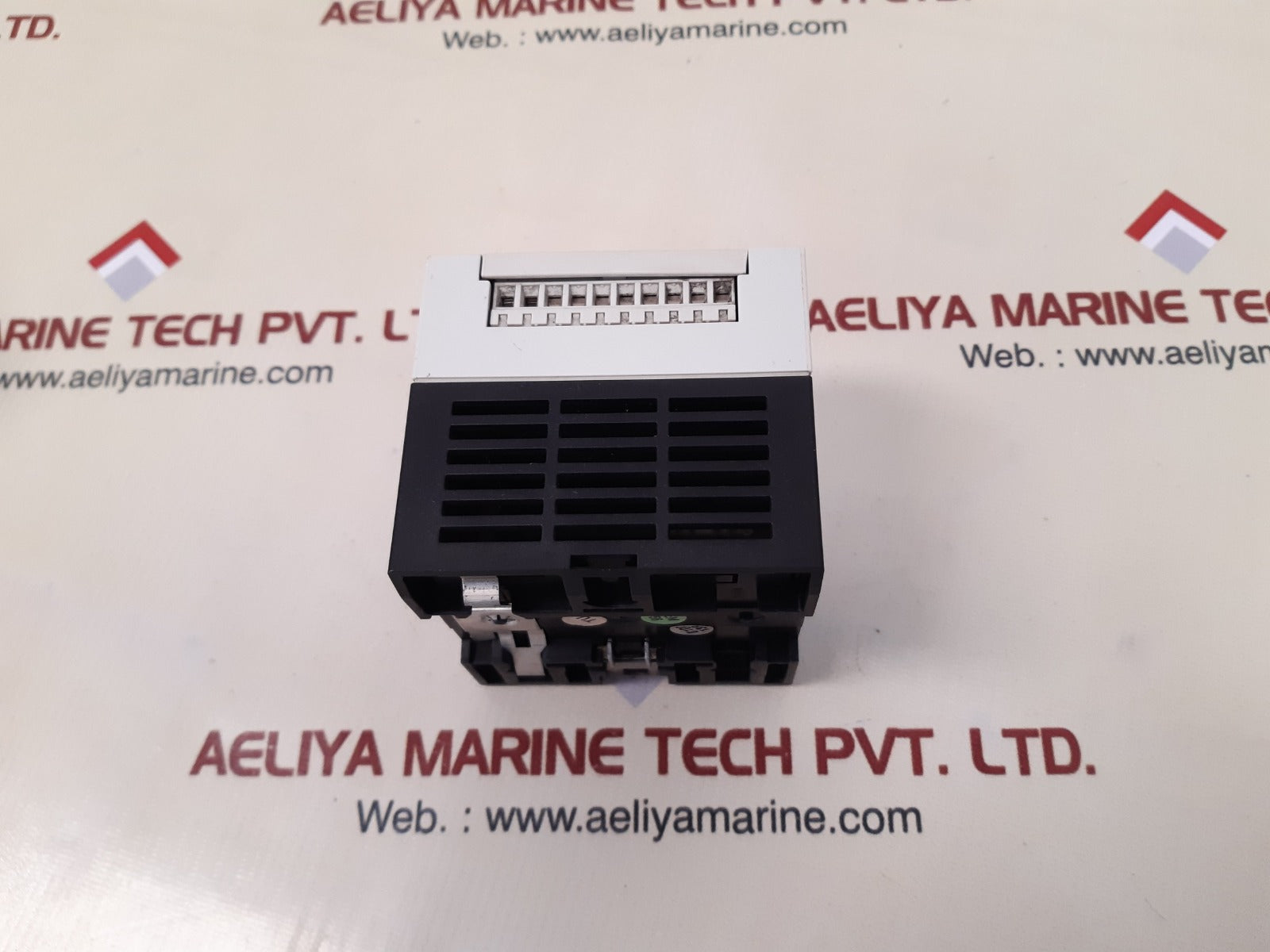 Moeller le4-116-dx1 digital input module 24vdc, 0,1a