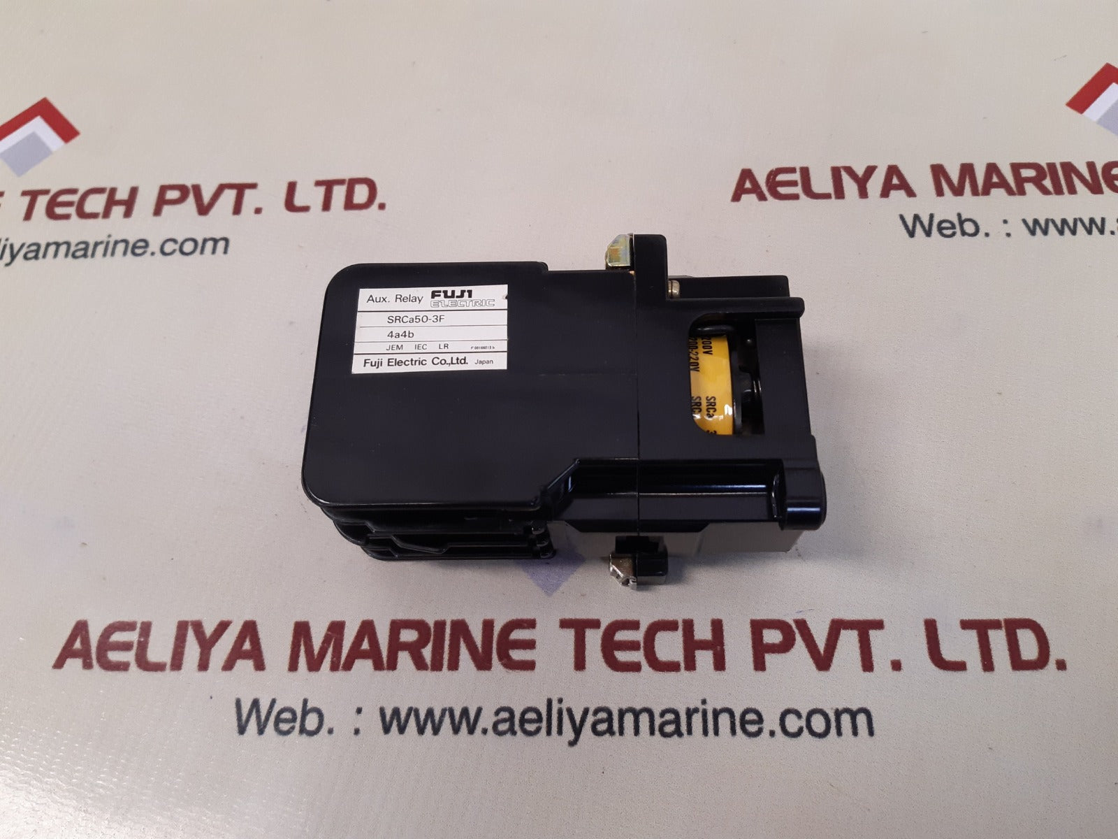 Fuji electric srca50-3f auxiliary relay contactor new