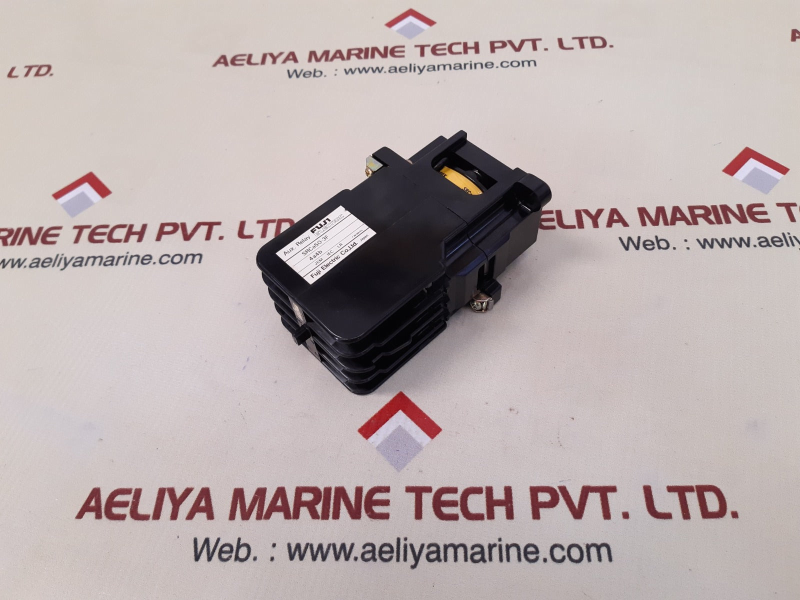 Fuji electric srca50-3f auxiliary relay contactor new