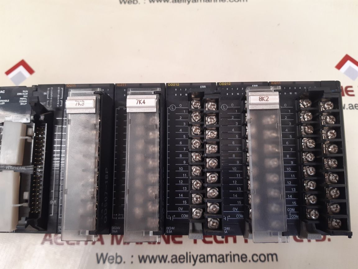 Omron pa202,cj1m cpu22,id211,od212 module rack