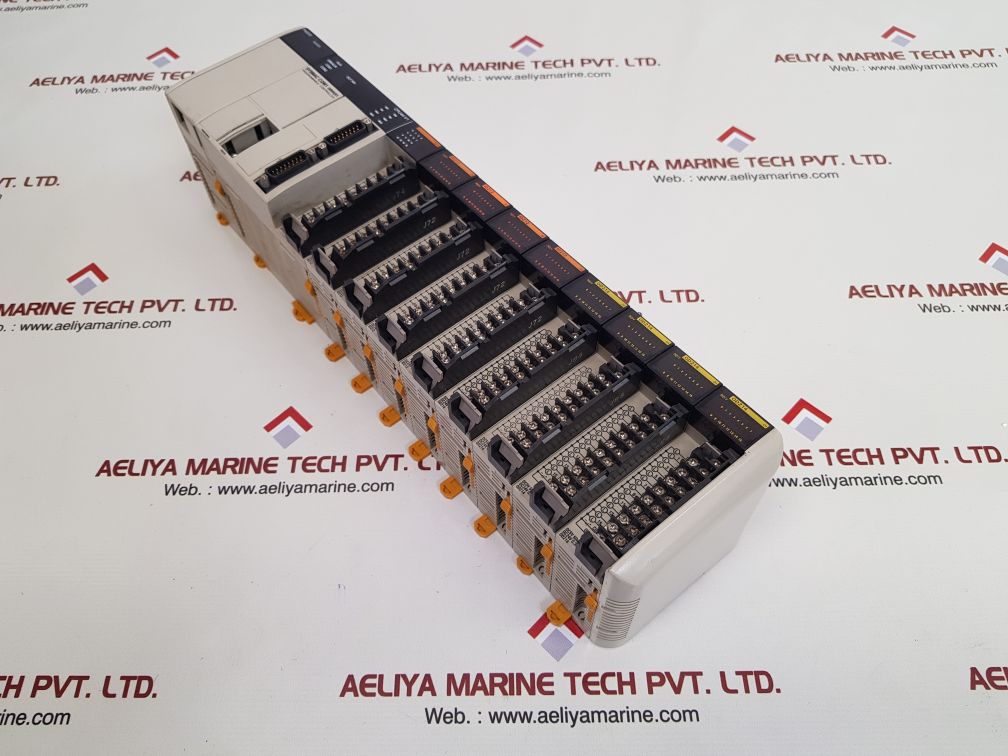 Omron pa203,cpu44-v1,id212,od214 programmable controller