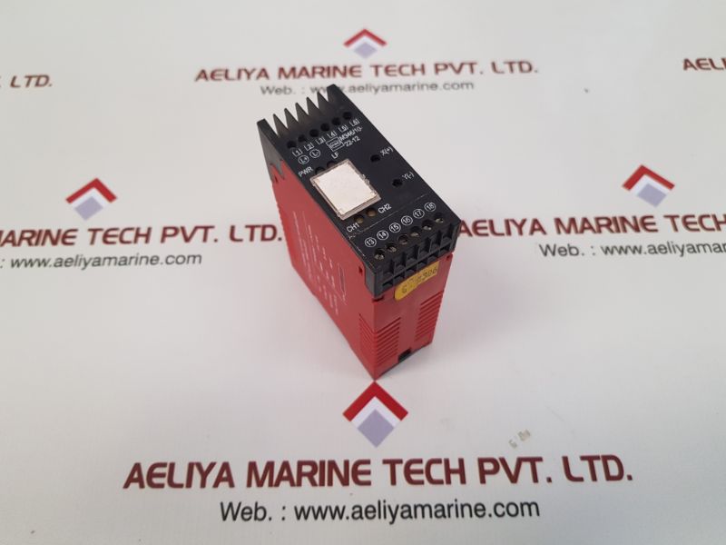 Stahl m346/10-22-12 general purpose trip amplifier