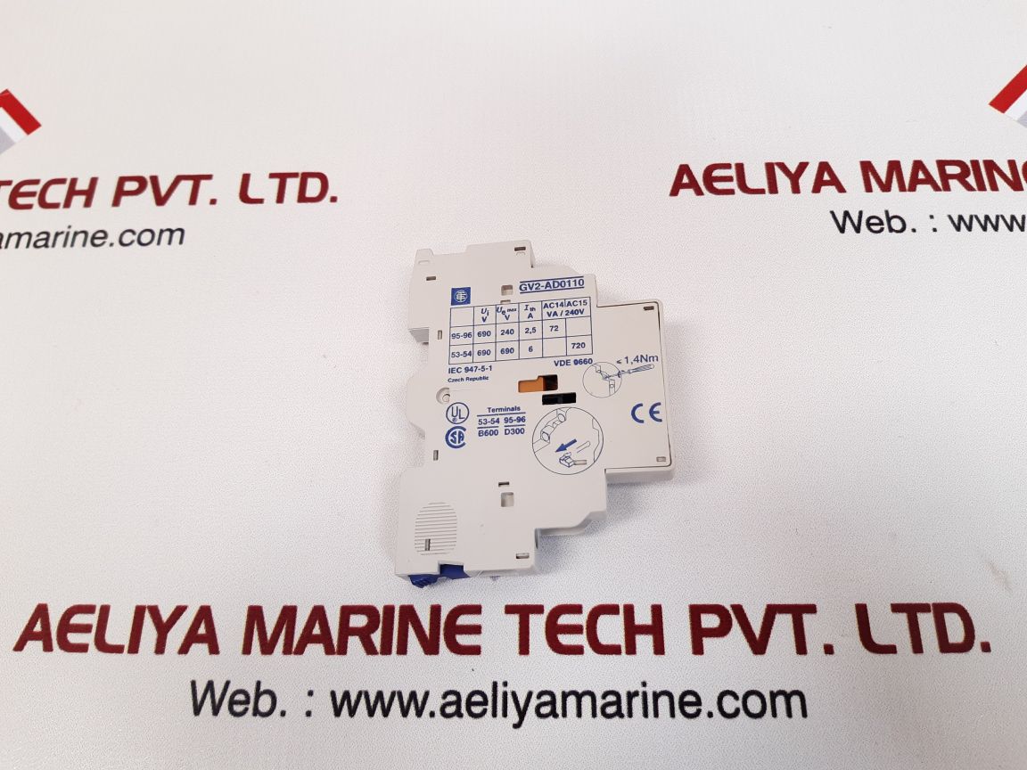 Telemecanique gv2-ad0110 auxiliary contact