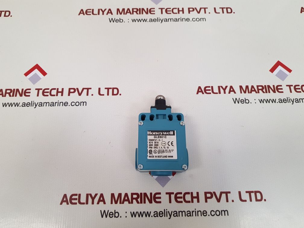 Honeywell gleb01c limit switch roller plunger
