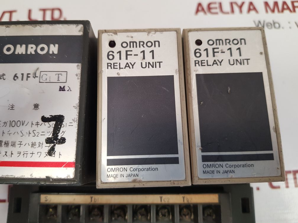 Omron 61f-g1t-mx floatless level switch with 61f-11 relay unit 50/60hz