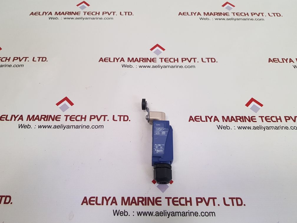 Telemecanique/schneider zcp21 limit switch + zcy18 roller lever