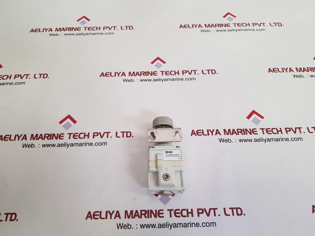 Smc ir2000-f02 pneumatic precision regulator