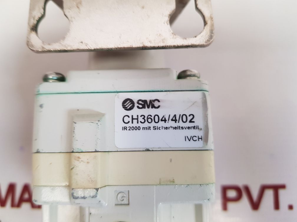 Smc ir2000-f02 pneumatic precision regulator