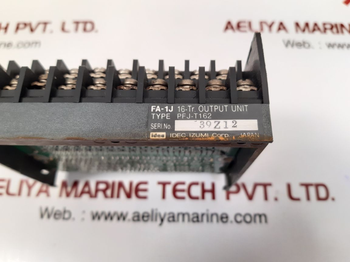 Idec pfj-t162 16-tr.output unit used