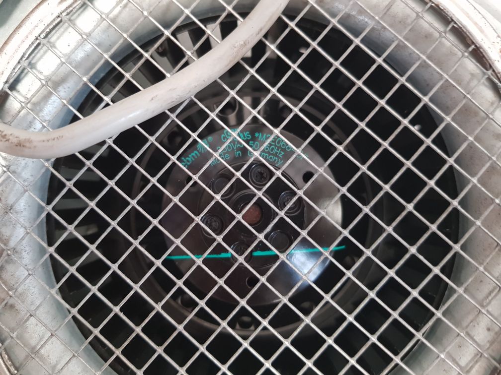 Ebmpapst g2e140-pi51-09 radial fan