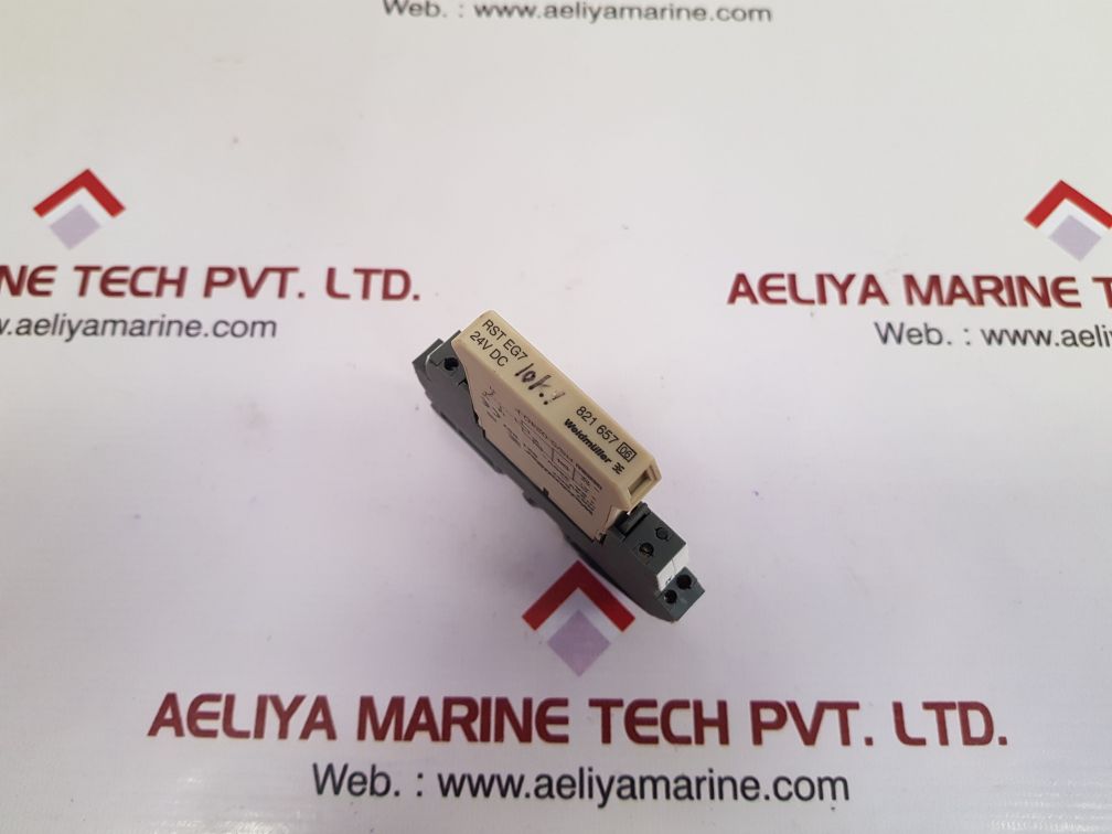 Set of 7x Weidmuller rst eg7 relay coupler