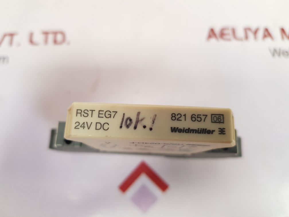 Set of 7x Weidmuller rst eg7 relay coupler