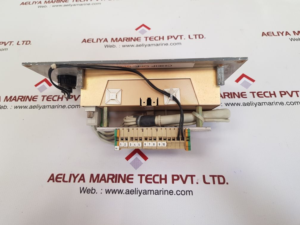 Raytheon mod.056 conning alarm panel 136-109
