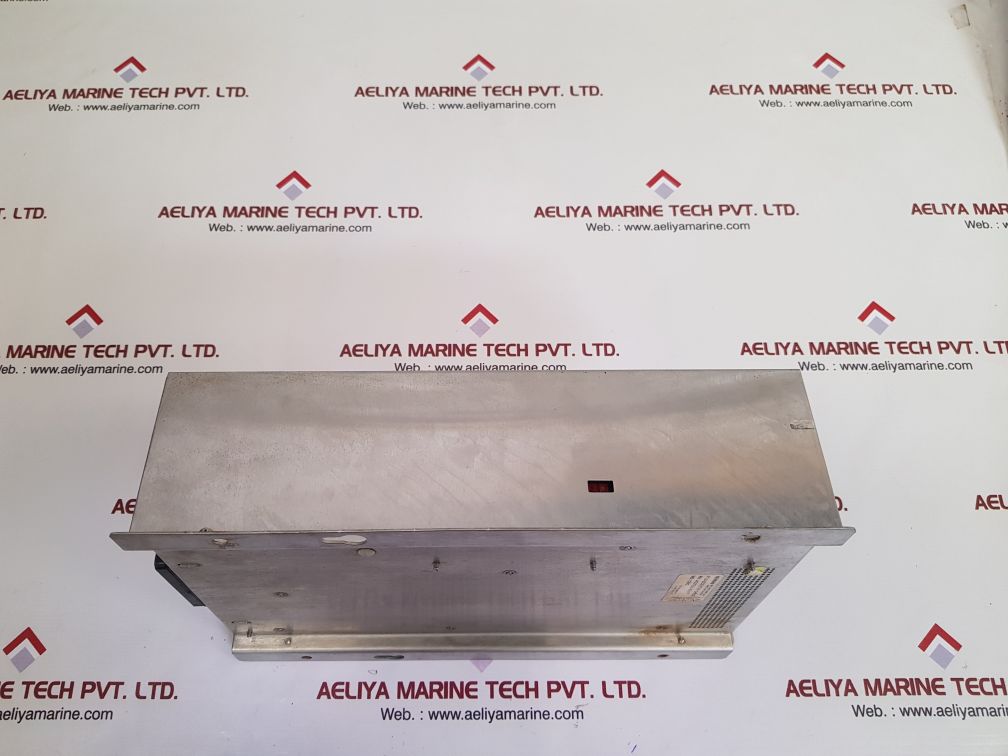 Newmar phase three pt-24-20ce three stage smart charger