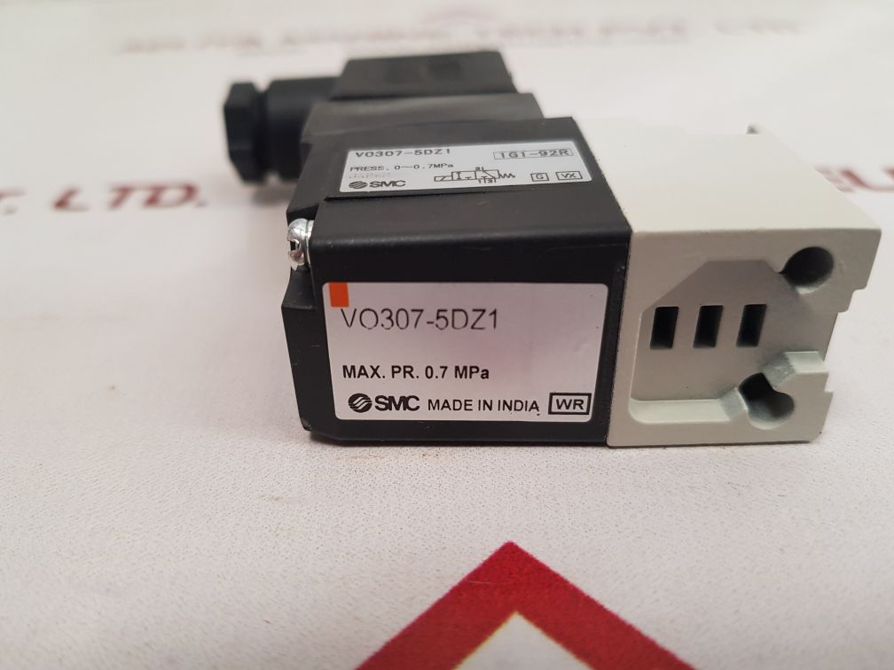 Smc v0307-5dz1 solenoid valve 1g1-92r