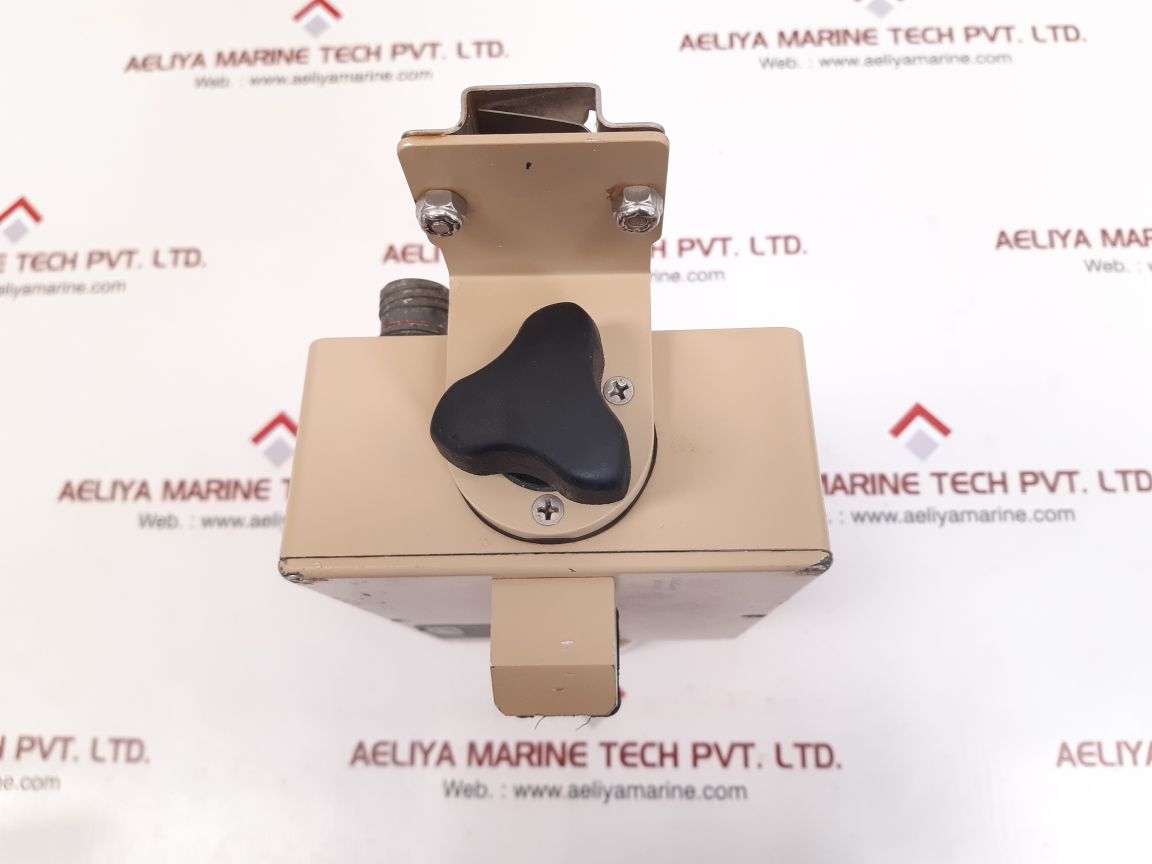 Lrad lrad-x-cm-dm-t lightweight portable long range communication system