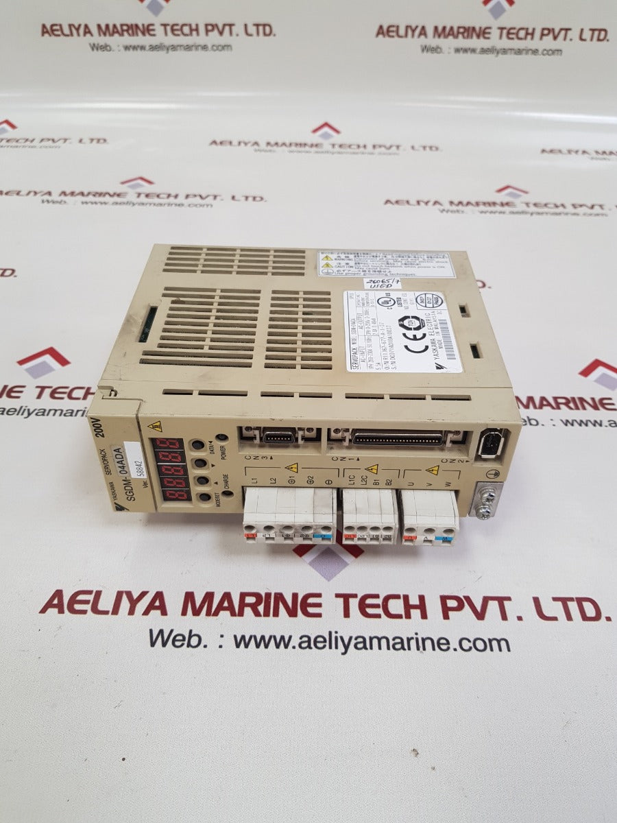 Yaskawa sgdm-04ada servo driver 1ph 200-230v 50/60hz