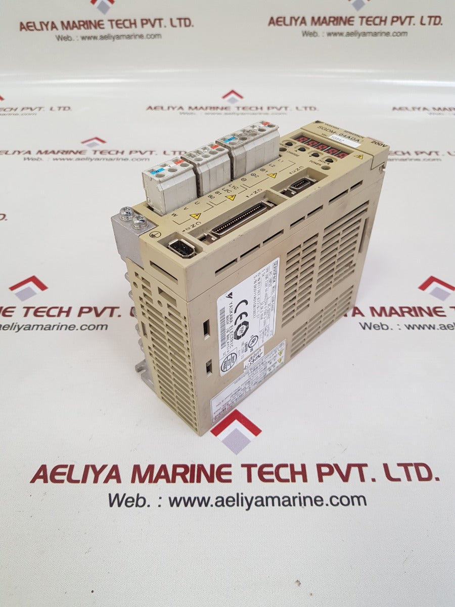 Yaskawa sgdm-04ada servo driver 1ph 200-230v 50/60hz