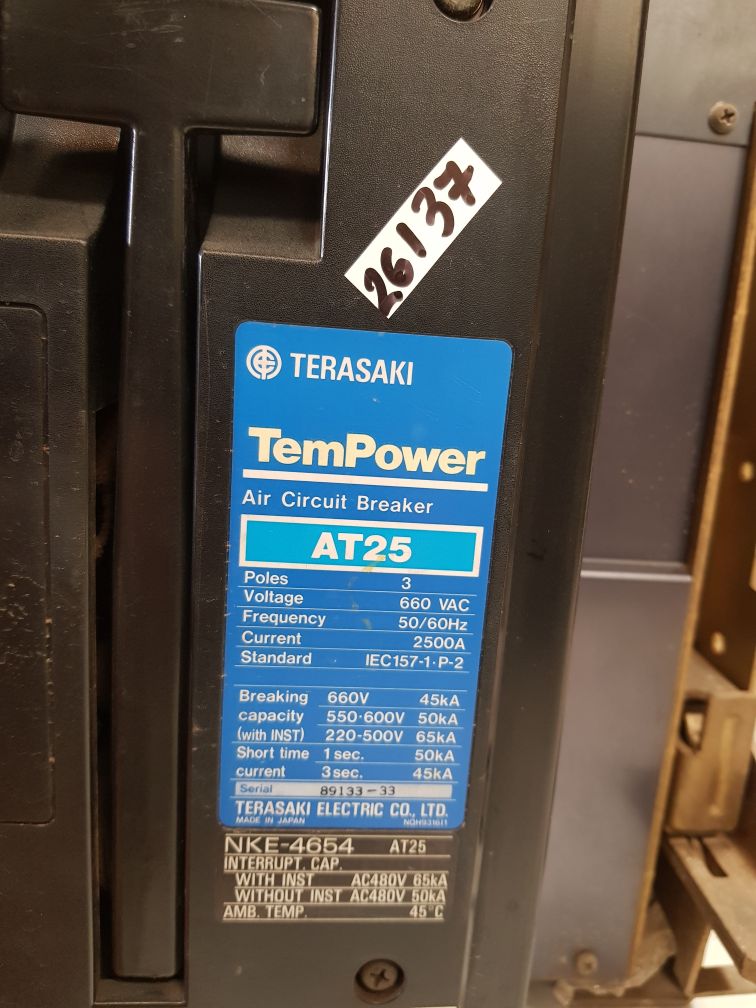 Terasaki tempower at25 air circuit breaker