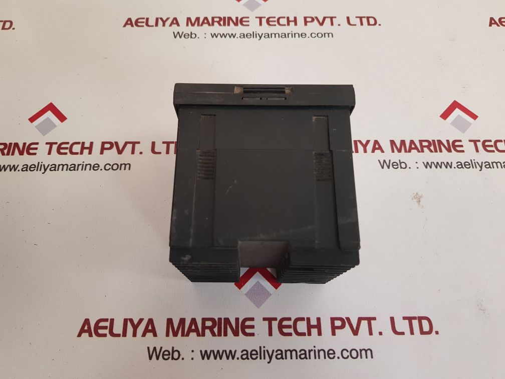 Honeywell dc1040 temperature controller