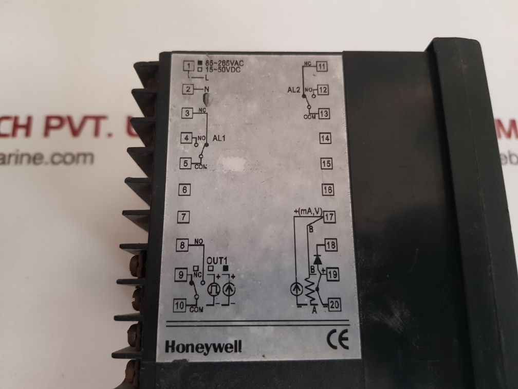 Honeywell dc1040 temperature controller