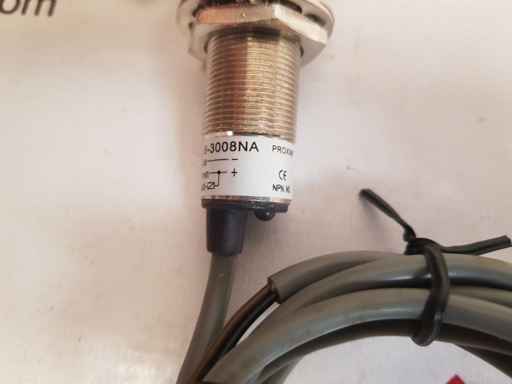 Lm18-3008na proximity switch