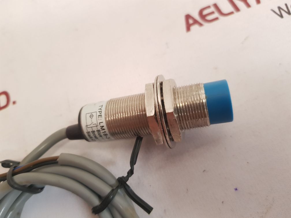 Lm18-3008na proximity switch