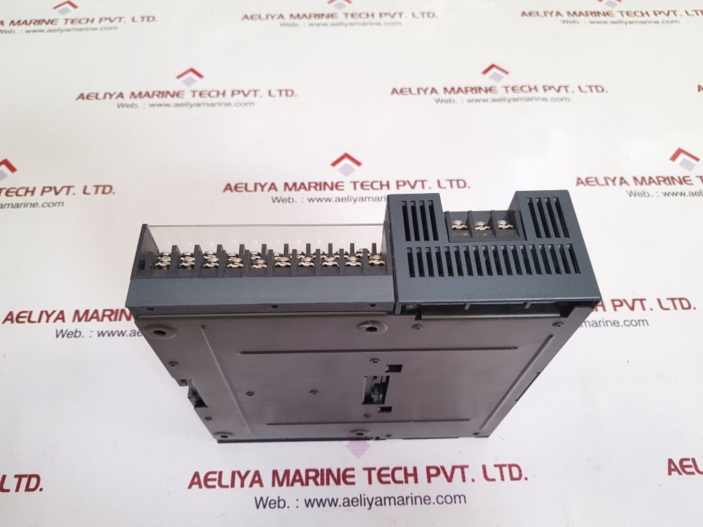 Idec fa-2 junior programmable controller pf2j-cpu1dceu/pfj-n162u
