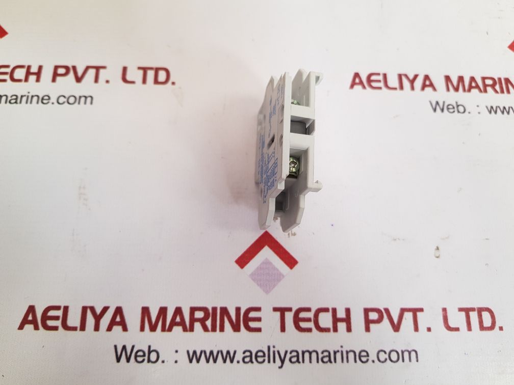 Eaton cutler-hammer c320kgs1 auxiliary contact
