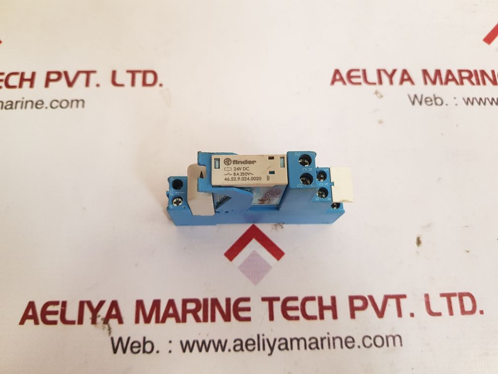 Finder 97.02 relay socket