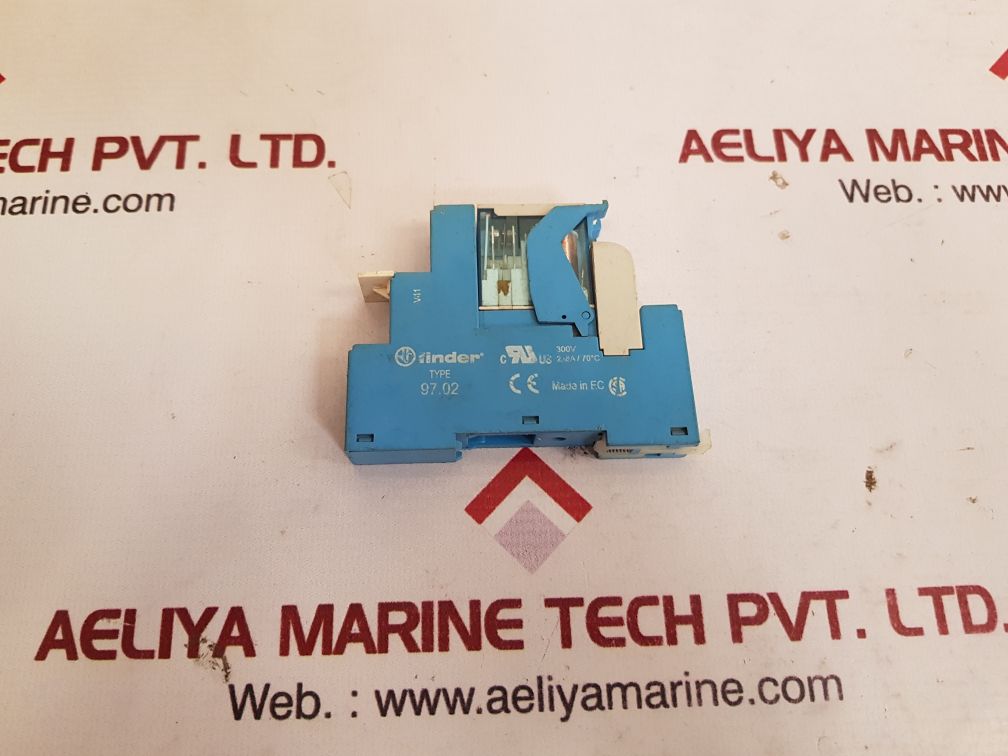 Finder 97.02 relay socket