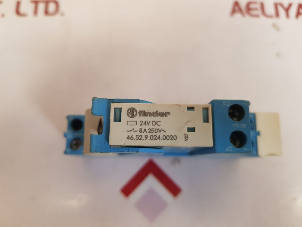 Finder 97.02 relay socket