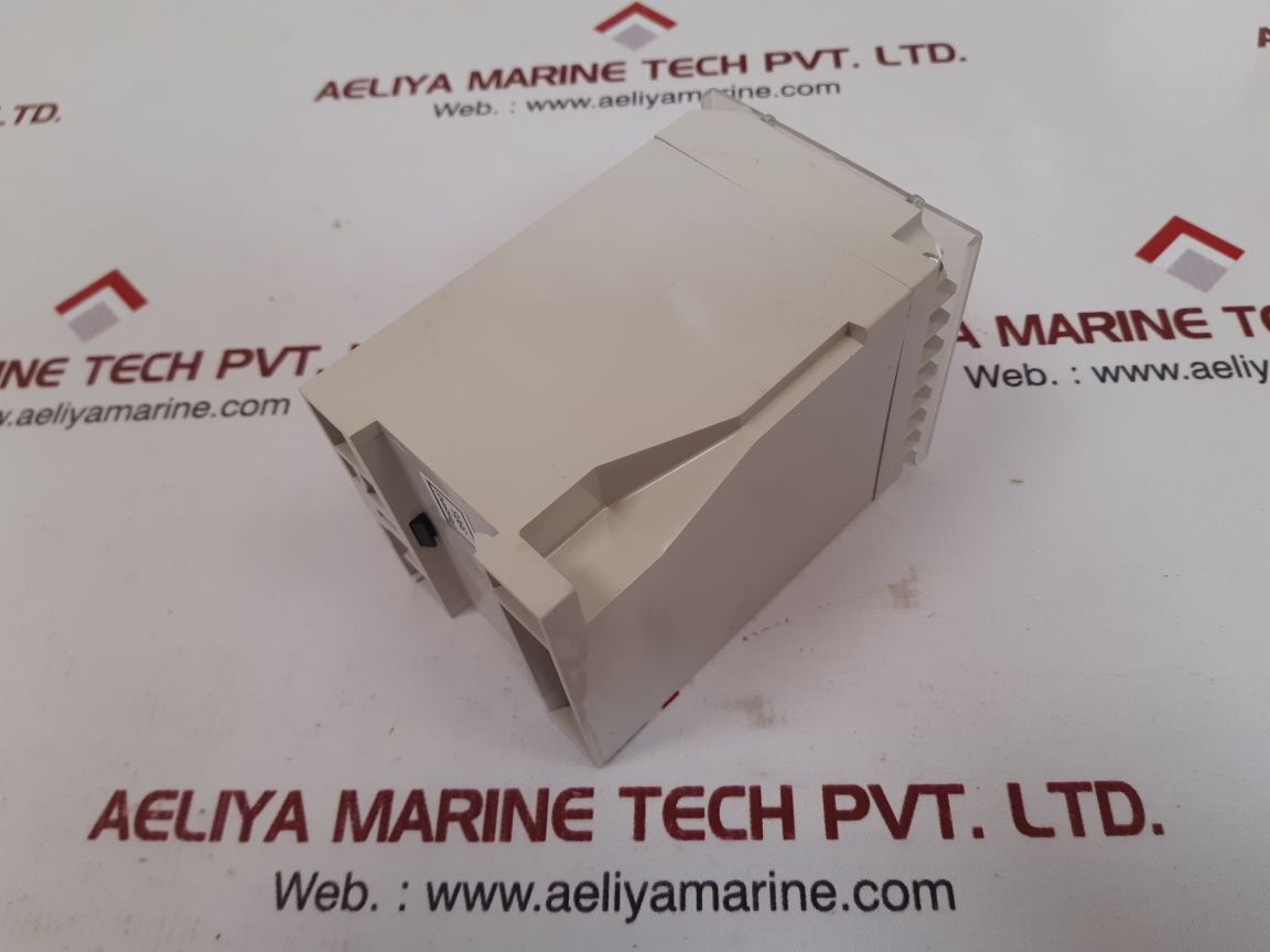 Crompton 253-tvzg ac voltage transducer 253-tvzg-j1hg-c5