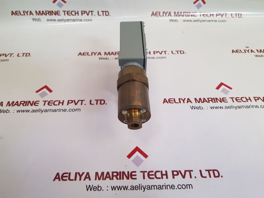 Trafag 920.1074.931 differential pressure