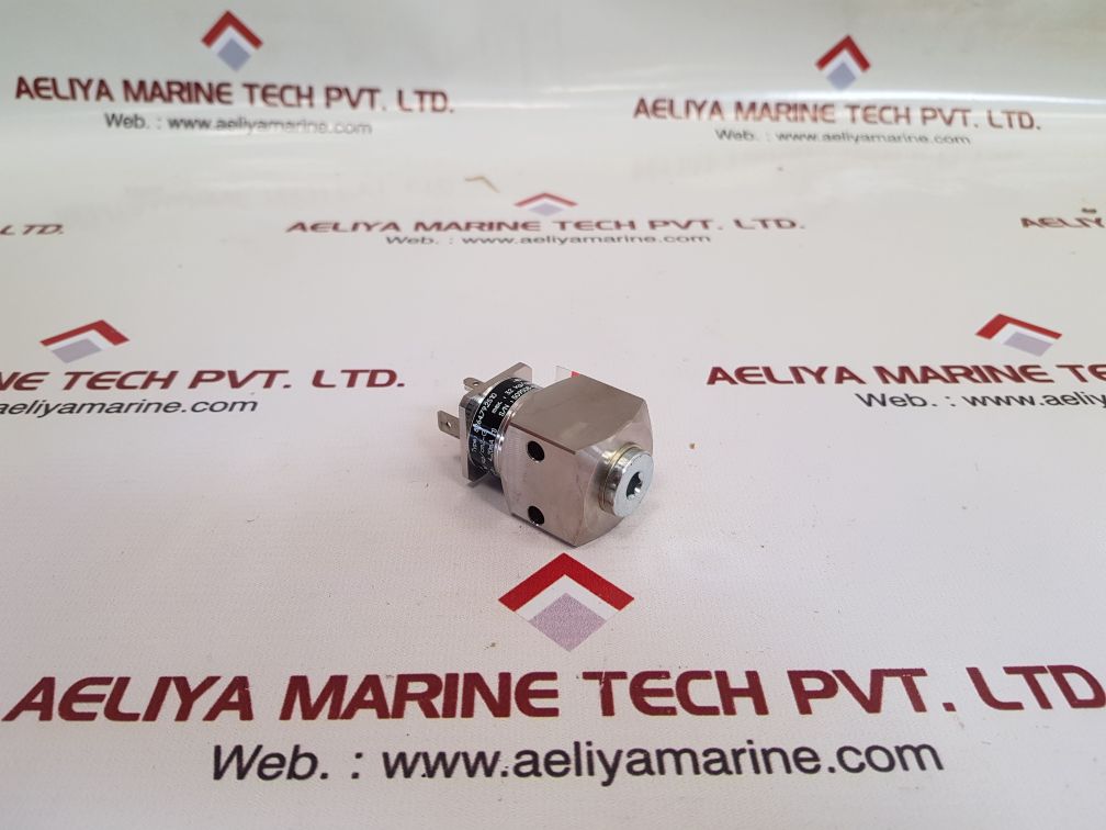 Trafag 8264.79.2510 bar pressure transmitter