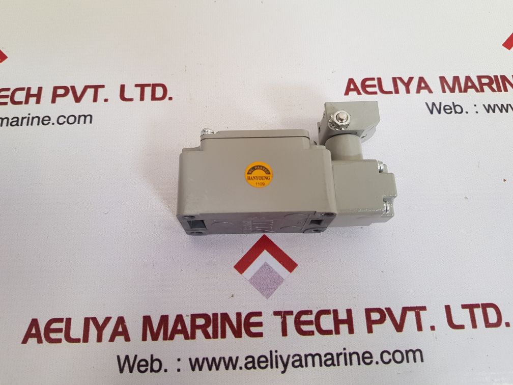 Hanyoung nux hy-m907 limit switch 6a 250vac