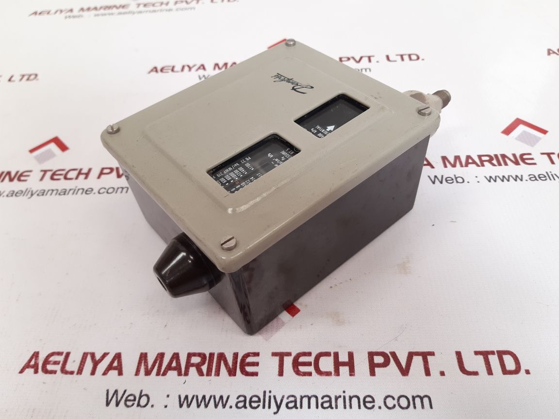 Danfoss rt5 pressure switch 17-5250