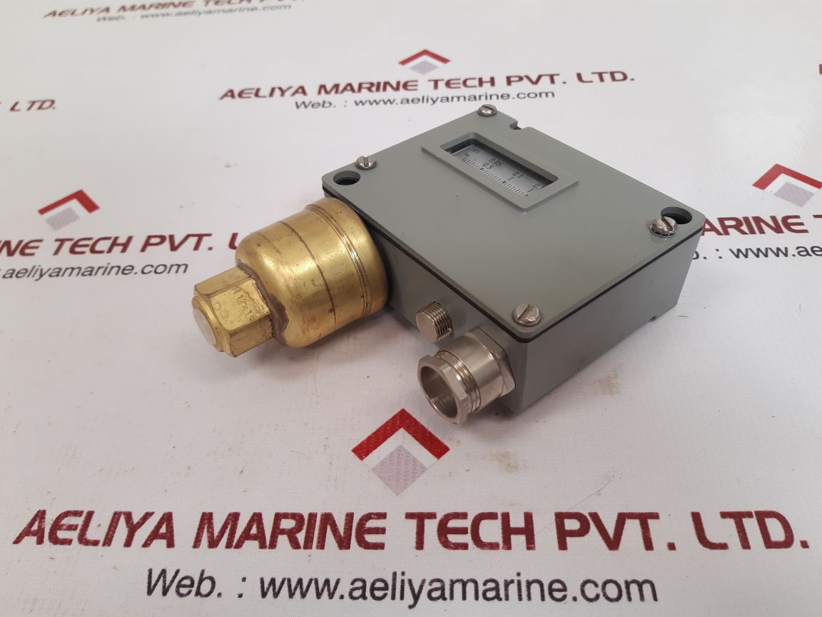 Trafag 940.2373.901 pressure transmitter 0.2...1.6 bar