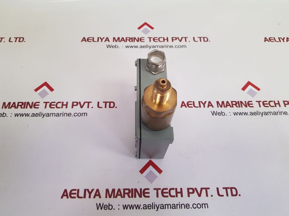 Trafag 900.2376.924 pressure switch ip65