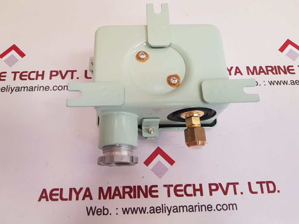 Saginomiya sns-c130w pressure switch