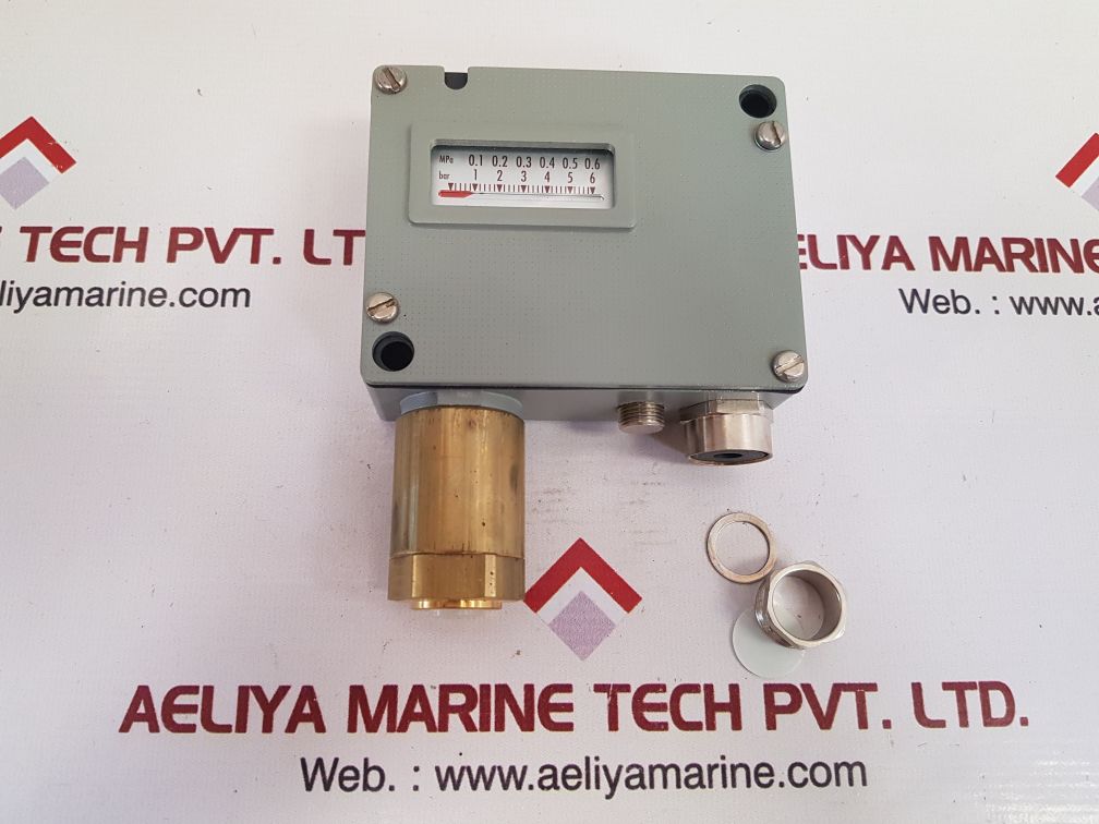 Trafag 940.2377.903 pressure switch 0...6 bar