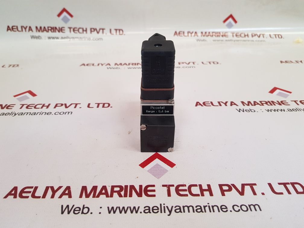 Trafag 9b0.2077 pressure switch 0...6 bar