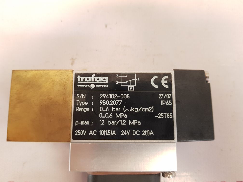 Trafag 9b0.2077 pressure switch 0...6 bar