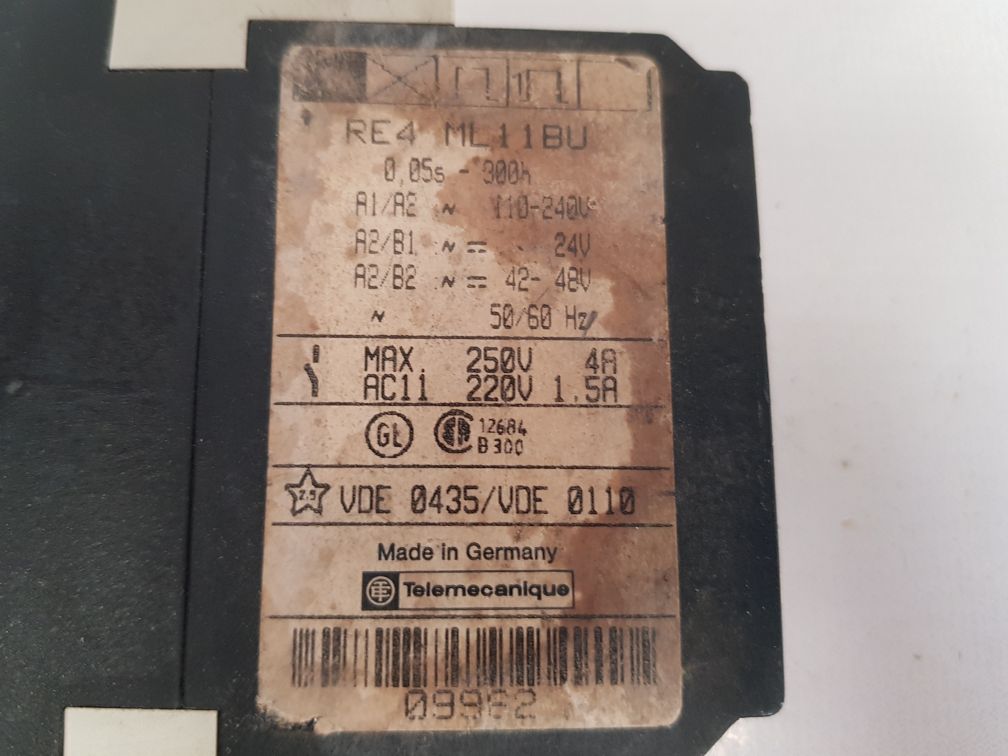 Telemecanique re4 ml11bu time relay 0,05s-300h